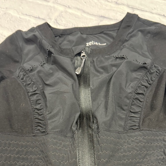 Zella Women's Black Fitted Jacket - Picture 6 of 10